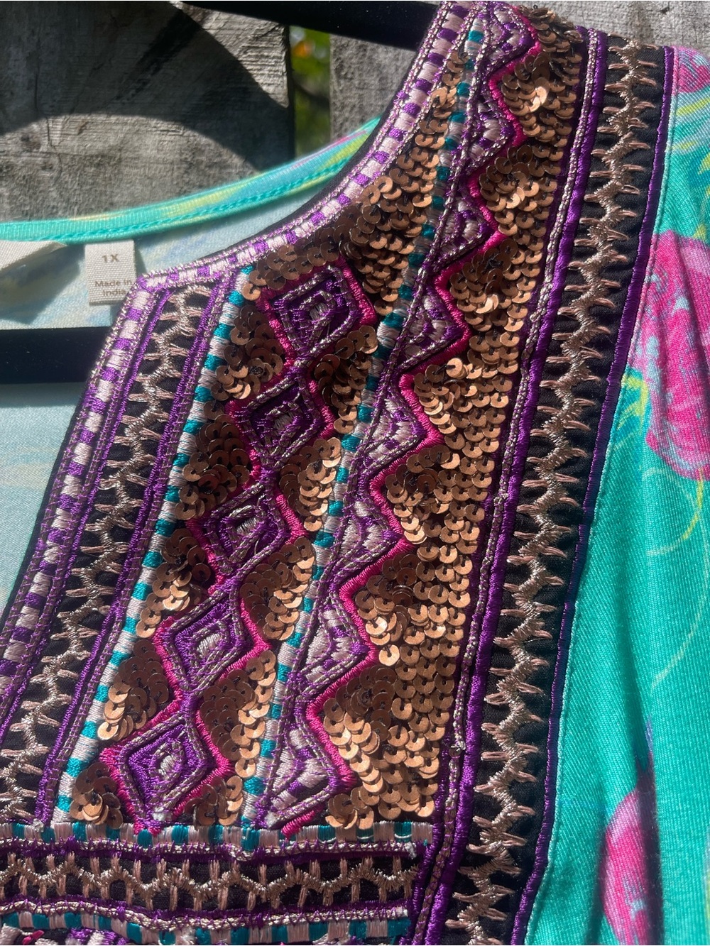 Soft Surroundings Sequined Turquoise Floral Embroidered V-Neck Blouse Sz 1X - Picture 5 of 13
